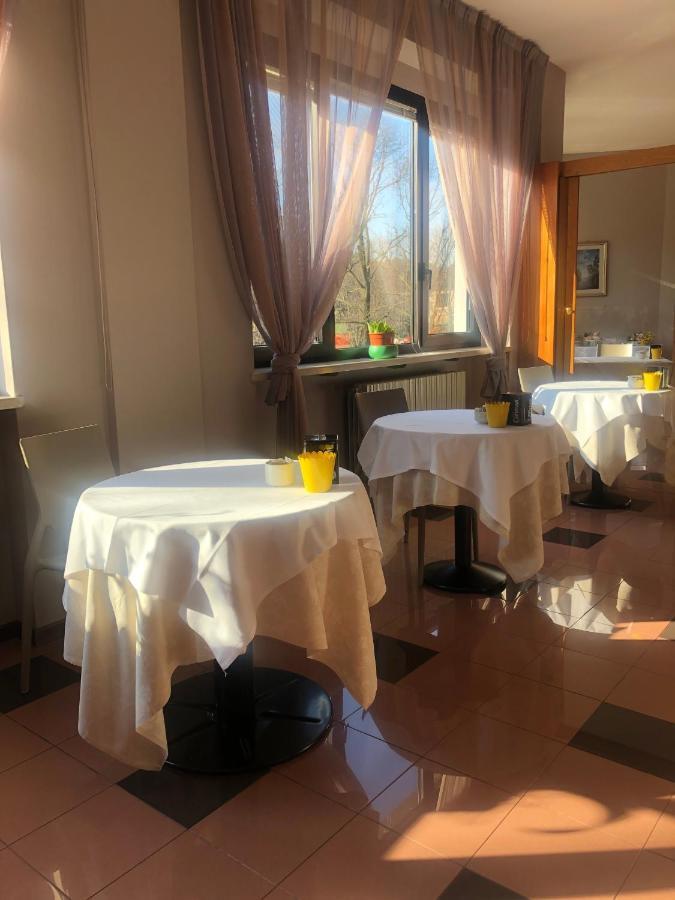 Albergo Casa Dell'Ospite Брешия Экстерьер фото