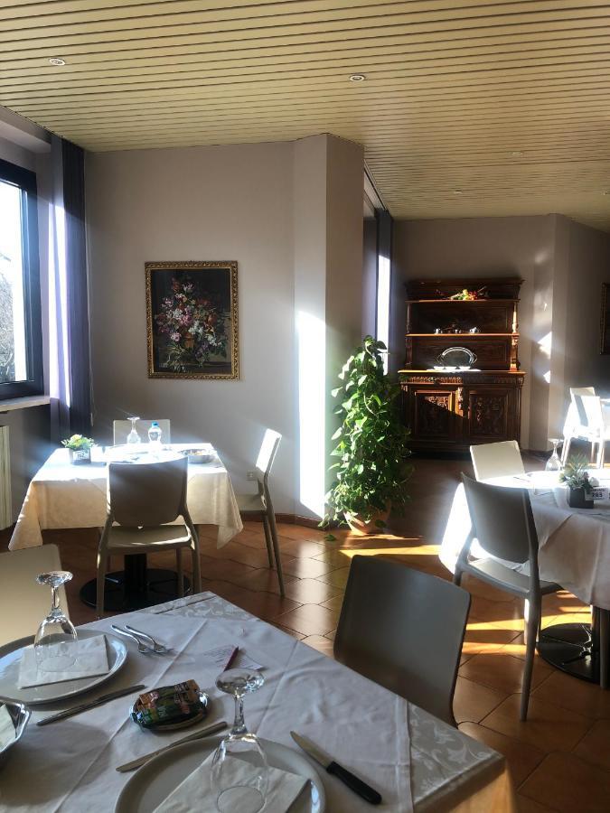 Albergo Casa Dell'Ospite Брешия Экстерьер фото