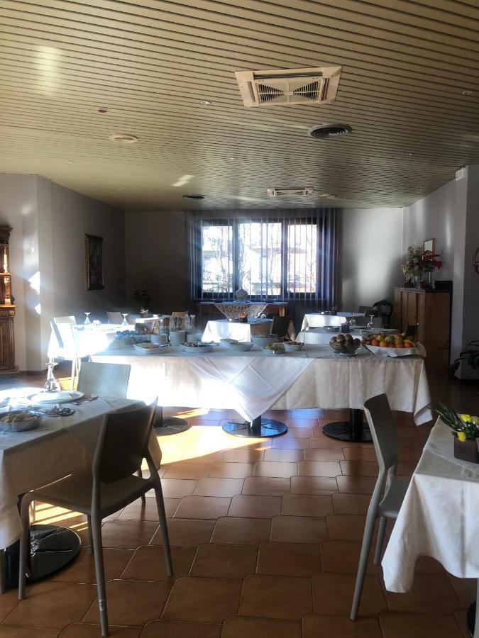 Albergo Casa Dell'Ospite Брешия Экстерьер фото