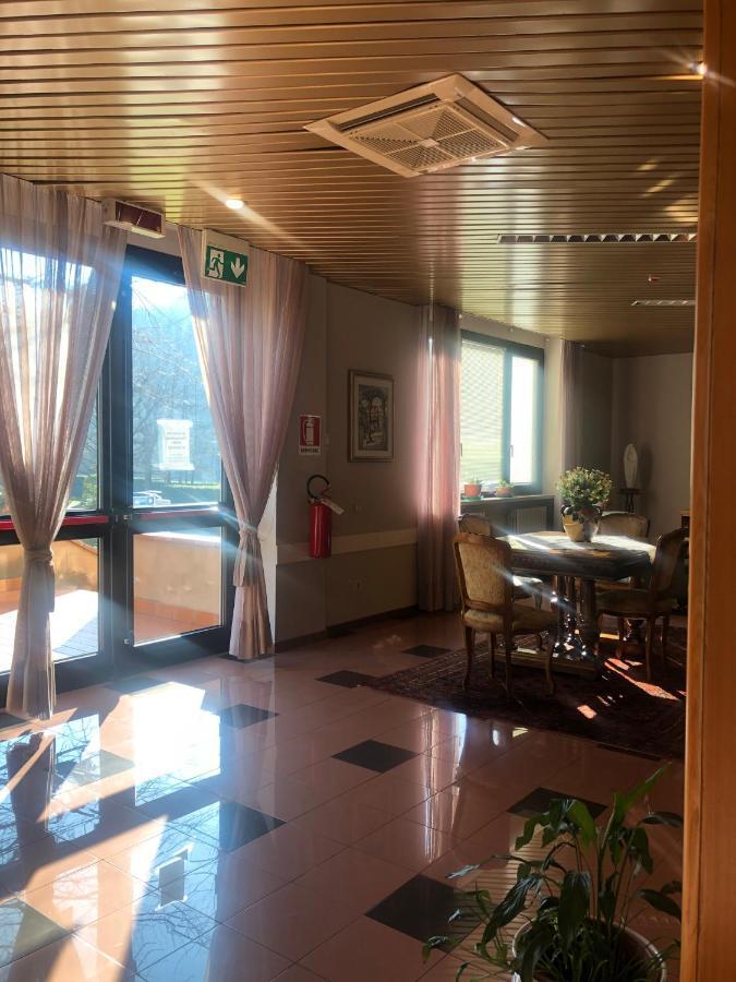 Albergo Casa Dell'Ospite Брешия Экстерьер фото